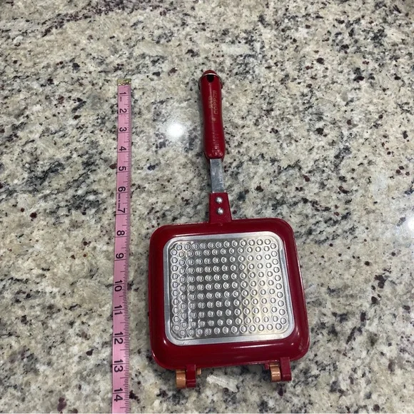 Red Copper Flipwhich sandwich griller cooker in red No signs of use - Picture 6 of 7